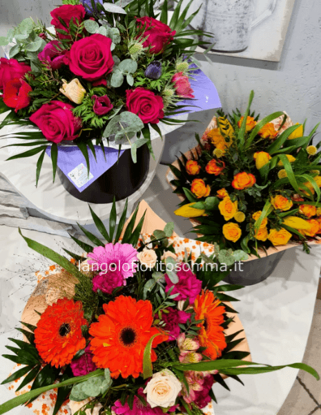 bouquet di fiori misti di stagione